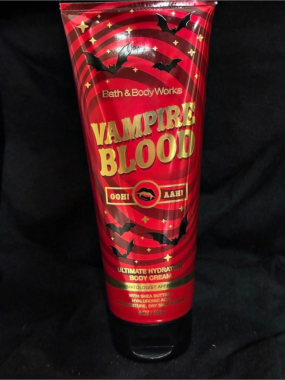 Bath & Body Works Vampire Blood Ultimate Hydration Body Cream Red & Black